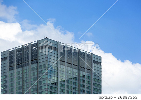建物　高層ビル　空　雲　SRC 耐震設計　制震構造　倍強度ガラス 26887565