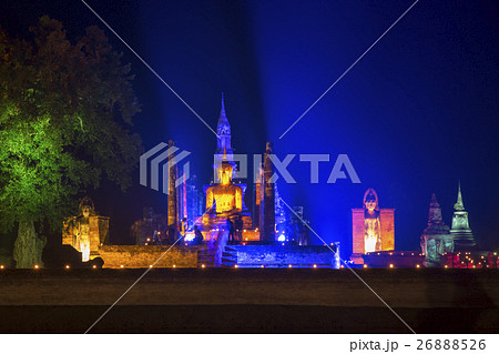 スコータイ遺跡のライトアップ スコータイ遺跡のライトアップ 26888526
