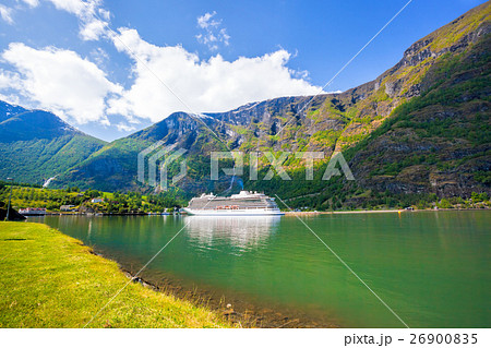 Cruise ship in the port of famous Flam, Norway. Cruise ship in the port of famous Flam, Norway. 26900835