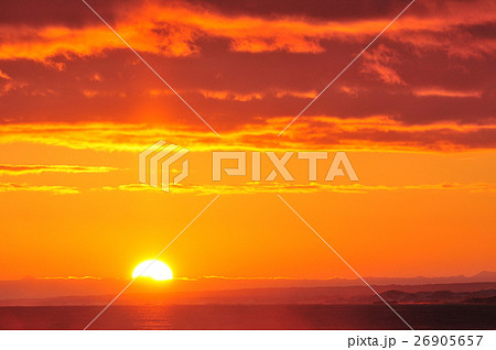 太平洋に沈む夕日 26905657