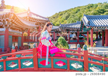 Woman with Hanbok in Gyeongbokgung. 26908490