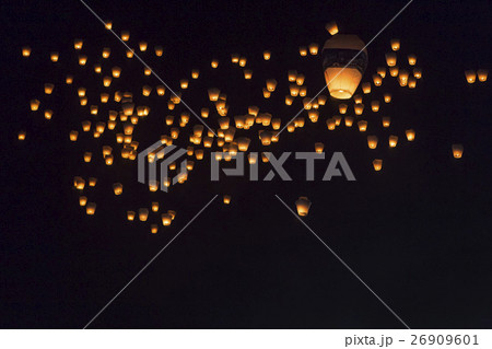 空気 宙 空中 26909601