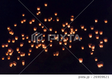 空気 宙 空中 26909621