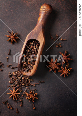 Mulled wine ingredients spices. Anise, cardamom Mulled wine ingredients spices. Anise, cardamom 26909692