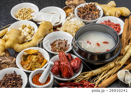 朝鮮人参  漢方　薬膳　健康食 Chinese medicine and ginseng 26910241