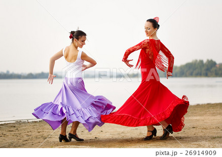 Flamenco dancers Spain womans in a long dress 26914909