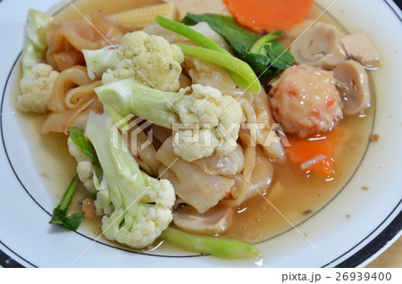 vegetarian fried rice noodle in gravy sauce 26939400