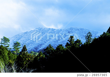 雪の高見山 26957365