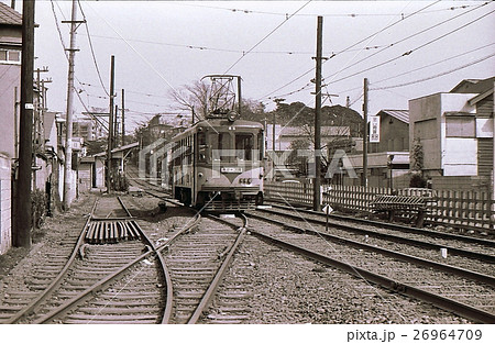 東急たまでん
「片運転台型」
二輌セット さっしいの鉄道風景 昭和44年5月a