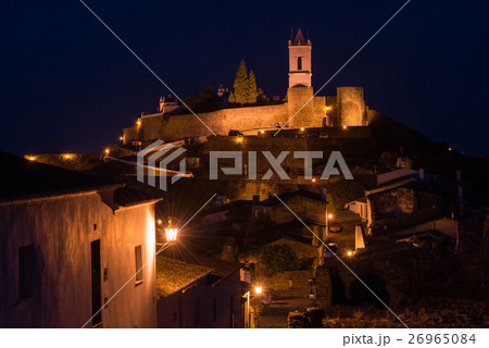 絶景、モンサラーシュの夜景、Night view of Monsaraz Portugal 絶景、モンサラーシュの夜景、Night view of Monsaraz Portugal 26965084