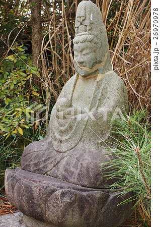 信州の文化財　守屋貞治の弟子　渋谷藤兵衛の石仏　子安観音像　左俯瞰（宮田村田中薬師堂） 26970978