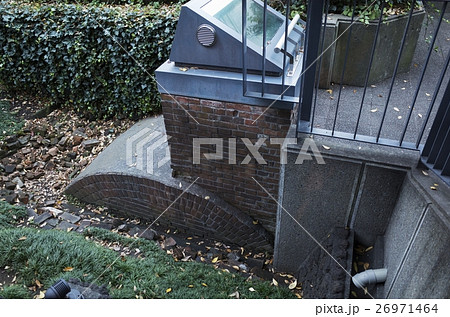 横浜　旧居留地消防隊地下貯水槽遺構 26971464