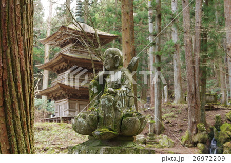 信州の文化財　守屋貞治の石仏　か羅陀山地蔵大菩薩と光前寺三重塔（駒ヶ根市光前寺） 26972209