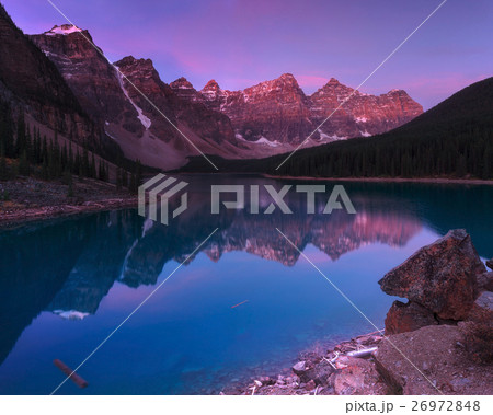 Moraine Lake Early in the Morning Moraine Lake Early in the Morning 26972848