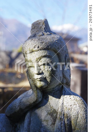 信州の文化財　守屋貞治の祖父　守屋貞七の如意輪観音像　頭部（駒ケ根市北割大法寺） 26973491