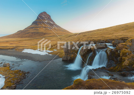 Kirkjufell volcano mountain natural landscape 26975092