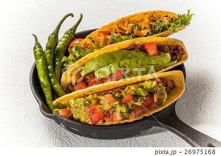 タコスセット　メキシコ料理　 Mexican food tacos 26975168