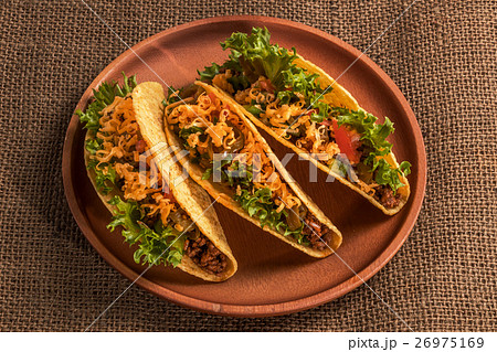 タコスセット　メキシコ料理　 Mexican food tacos 26975169