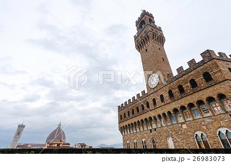 Palazzo Vecchio and Cathedral dome in rain 26983073