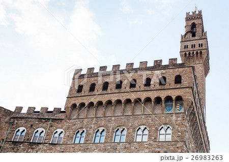 Palazzo Vecchio in Florence city in morning 26983263