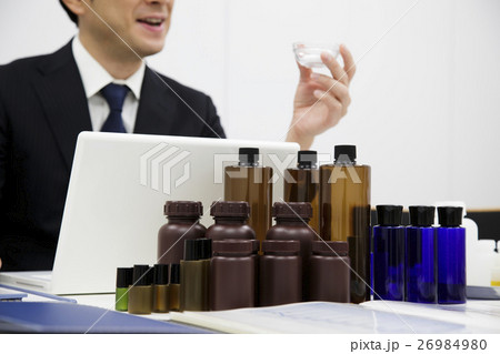 ビジネス 会議 バイオ 商品開発 サイエンス 科学 化学 打ち合わせ 医療 オフィス 研究開発 ビジネス 会議 バイオ 商品開発 サイエンス 科学 化学 打ち合わせ 医療 オフィス 研究開発 26984980