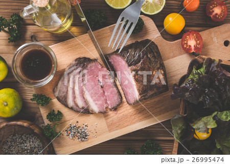 ローストビーフ 料理イメージ 26995474