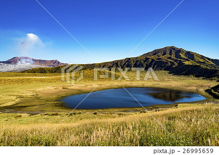 阿蘇中岳　草千里ヶ浜 26995659