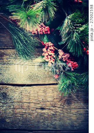 Christmas Vintage Background Fir Tree Berries 27002598