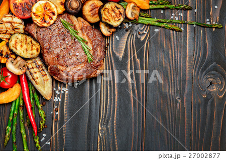 Roasted organic shin of beef meat Roasted organic shin of beef meat 27002877