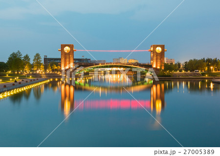 Beautiful architecture building 27005389