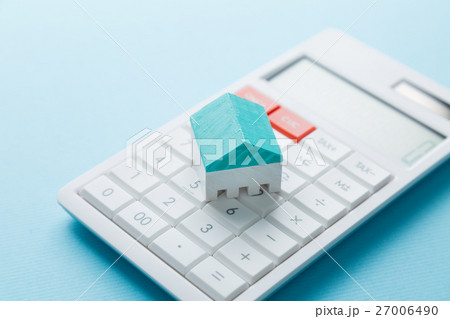 家と電卓 家と電卓 27006490