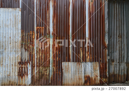 Old rusty zinc wall, rusty zinc barn wall Old rusty zinc wall, rusty zinc barn wall 27007892