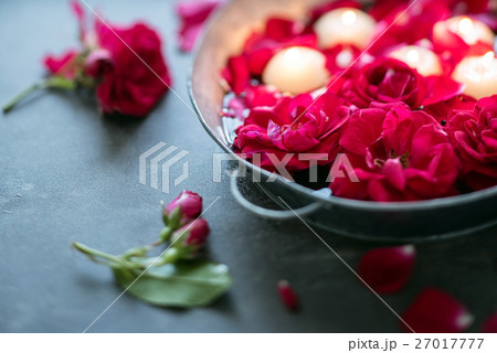 red roses and candles 27017777