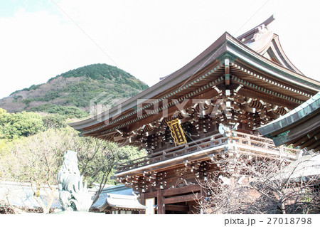 宮地嶽神社の楼門 27018798