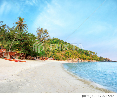 Asian tropical beach paradise 27021547