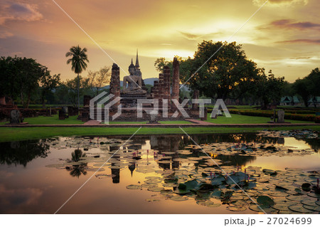 Buddha Statue at Wat Mahathat in Sukhothai 27024699