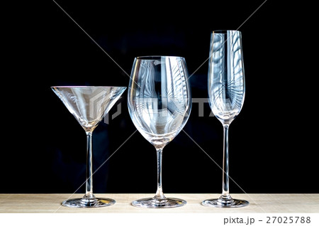 Various types of wine glasses 27025788