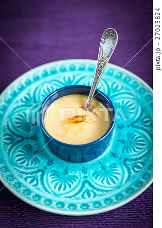 Creme caramel in the pots 27025824