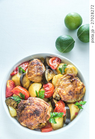 Indian spicy chicken with vegetables Indian spicy chicken with vegetables 27028272
