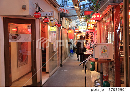 吉祥寺駅周辺のハモニカ横丁 27036994