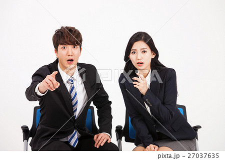 Daily Nine to Five 27037635