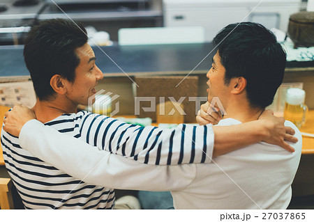 Japanese-style bar 27037865