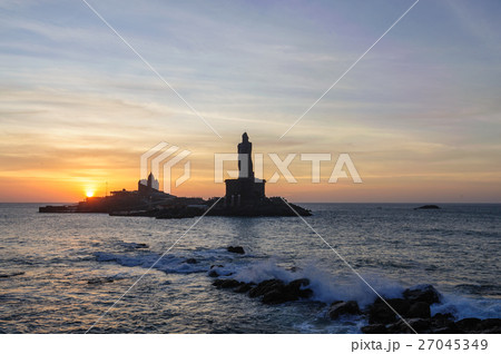Vattakottai fort and beach, Kanyakumari, India 27045349