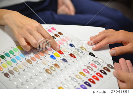 ネイルカラーサンプル 27045392