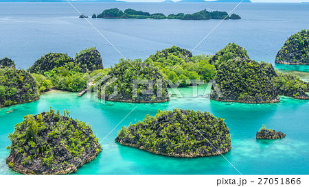 Rock Islands around Pianemo, Raja Ampat 27051866