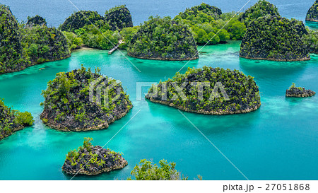 Pianemo Island, Blue Lagoon, Raja Ampat Pianemo Island, Blue Lagoon, Raja Ampat 27051868