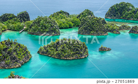 Pianemo Island, Blue Lagoon, Raja Ampat Pianemo Island, Blue Lagoon, Raja Ampat 27051869