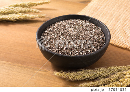 Organics chia seed for slimming and healthy 27054035