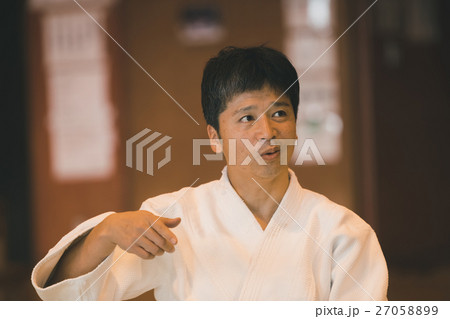 martial artist martial artist 27058899