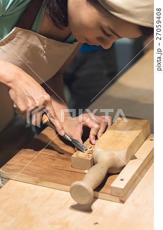 wooden working 27059408